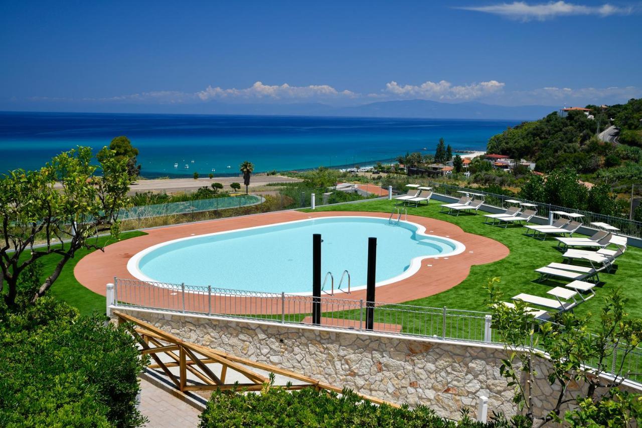 Residence New Paradise Tropea Buitenkant foto