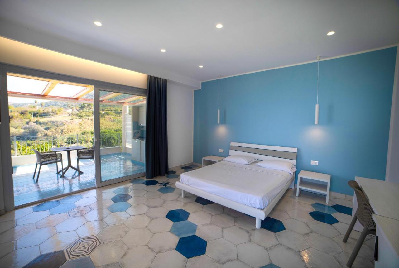 Residence New Paradise Tropea Buitenkant foto
