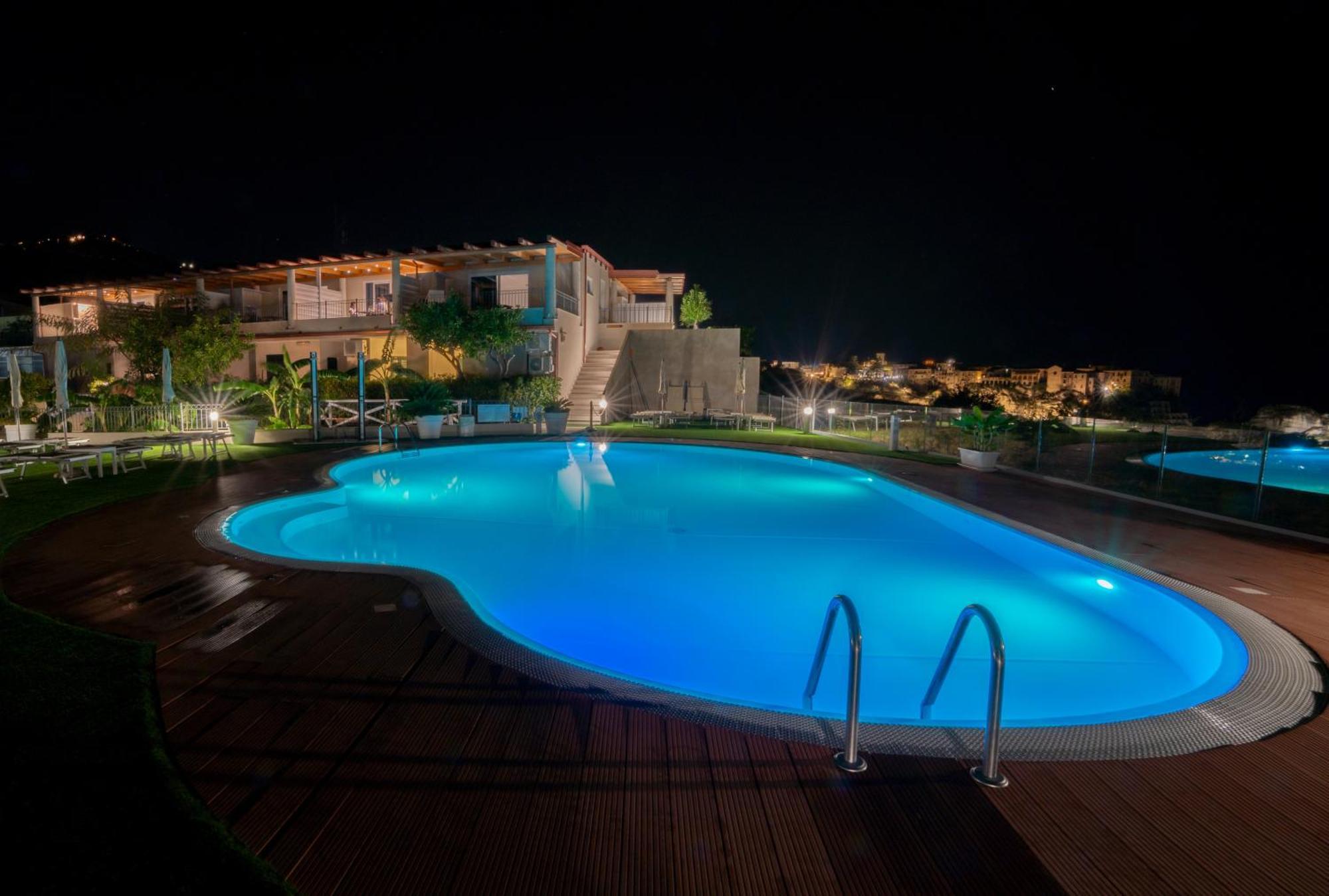 Residence New Paradise Tropea Buitenkant foto