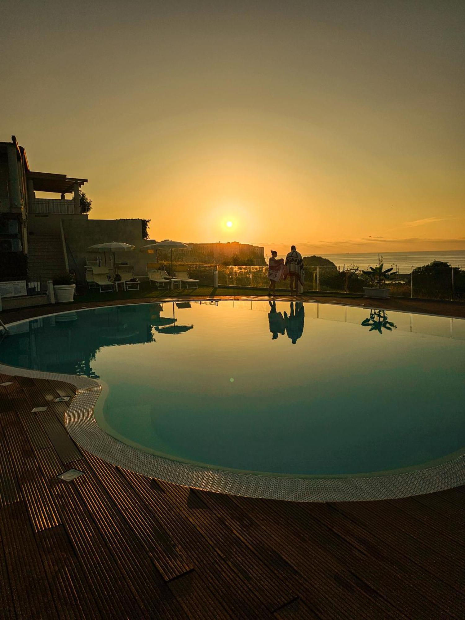 Residence New Paradise Tropea Buitenkant foto