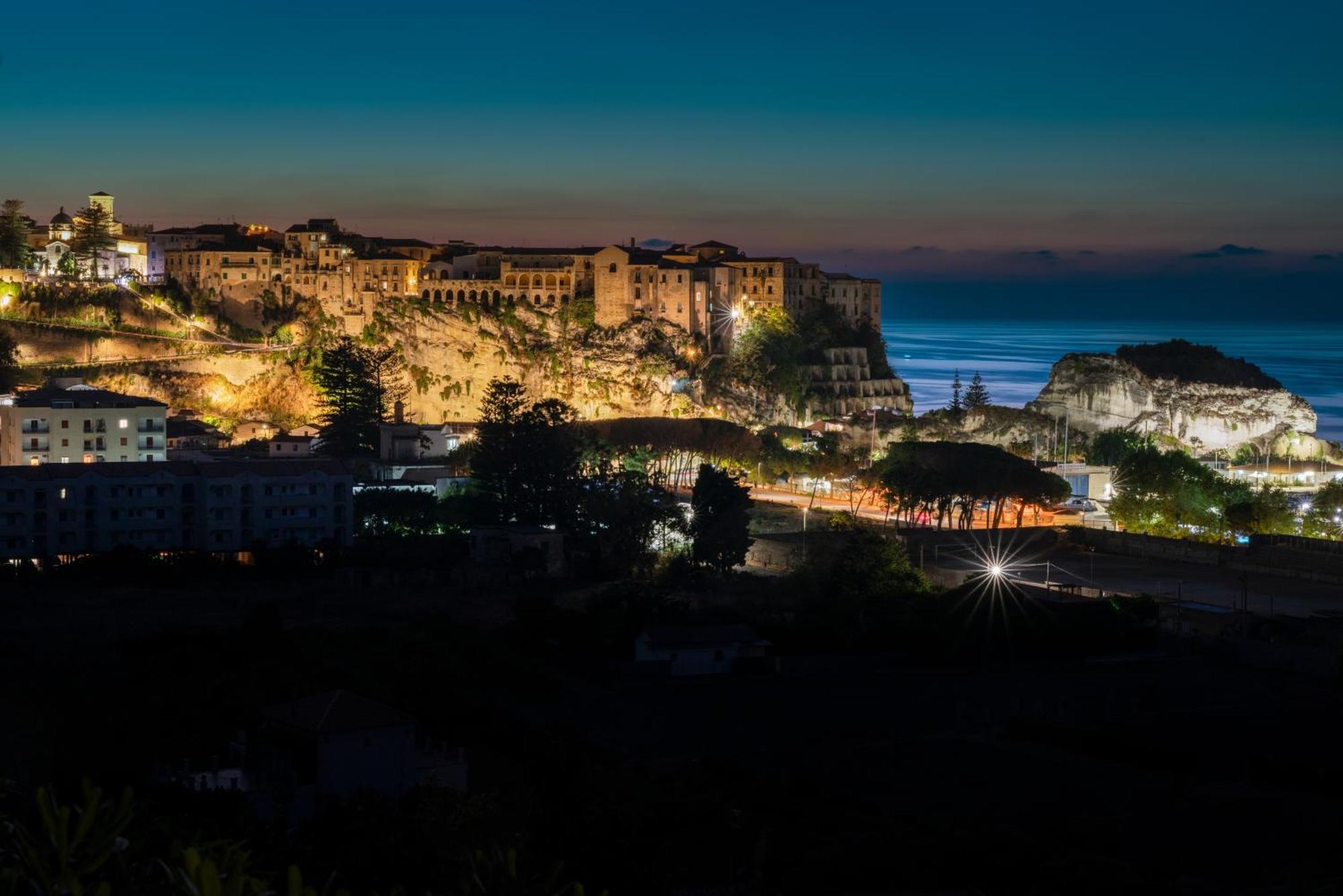 Residence New Paradise Tropea Buitenkant foto