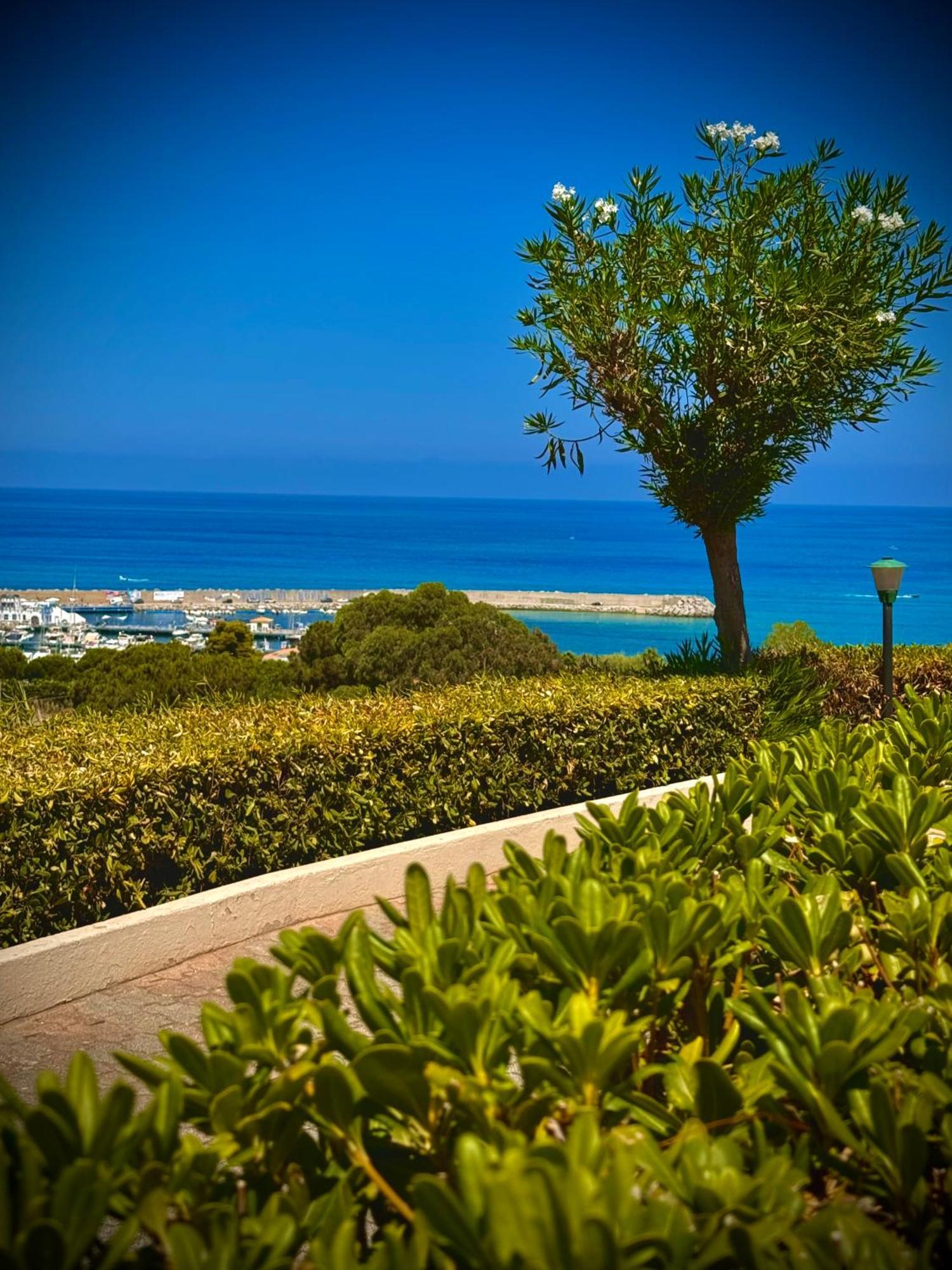 Residence New Paradise Tropea Buitenkant foto