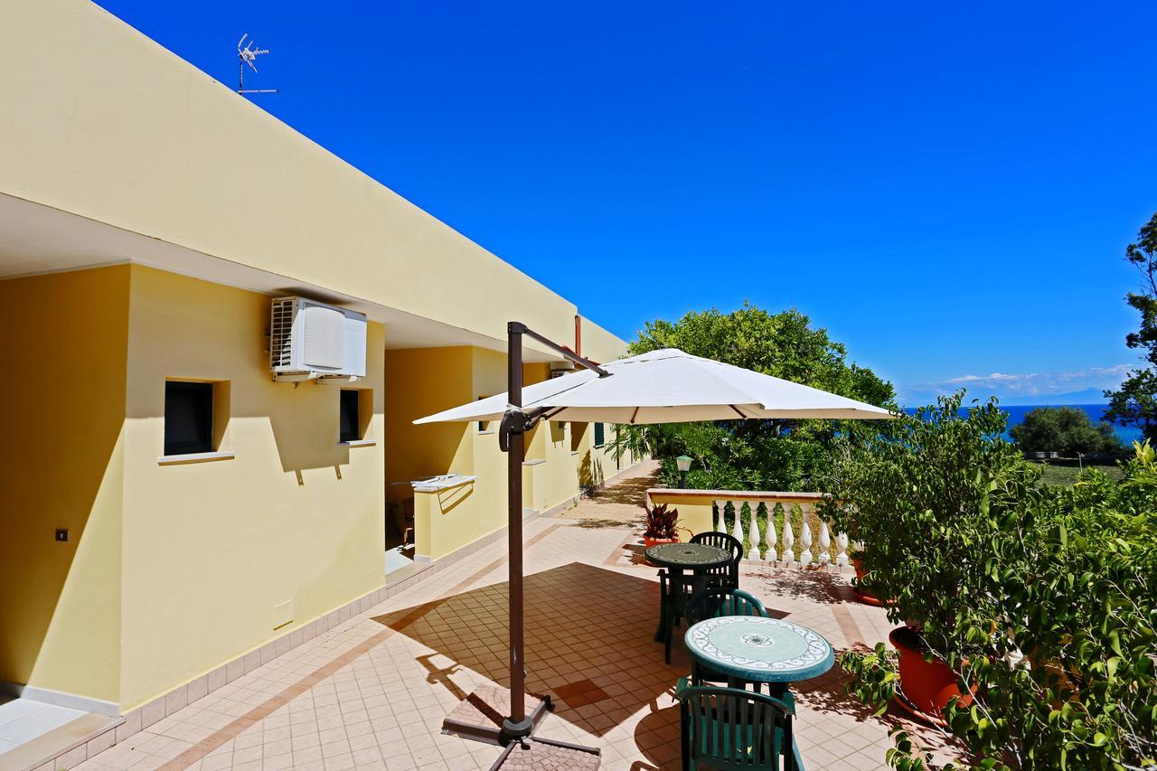 Residence New Paradise Tropea Buitenkant foto