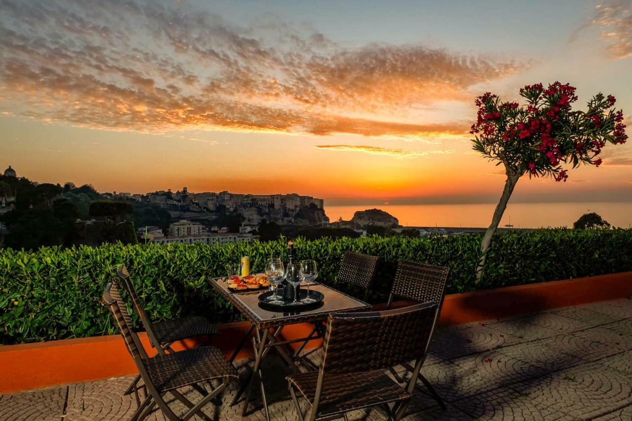 Residence New Paradise Tropea Buitenkant foto